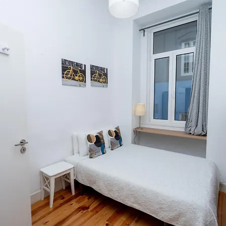 Large 2-bedroom 2 Double Bed 1 Sofabed 2 Bathroom Prime Location Apartment