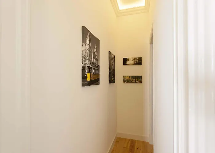 Lejlighed Unique 2 Bedroom Located Centeral